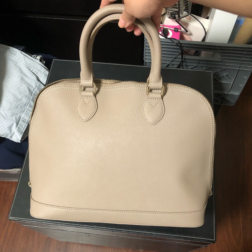 Danier Beige dome satchel
